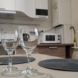 Фото Апартаменты на улице Рогожникова 5