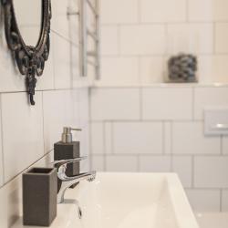 Фото Апартаменты VisitNovorossiysk (Визит) на улице Исаева