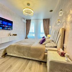 Фото Апартаменты Housevip на улице Павла Буравцева