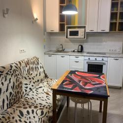 Фото Апартаменты на улице Инициативная 7В