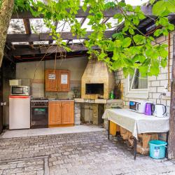 4-местные апартаменты студия