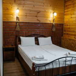 Комната комфорт с 1 двуспальной и 1 двухъярусной кроватью