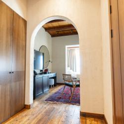 Номер люкс с 1 двуспальной кроватью и французским балконом