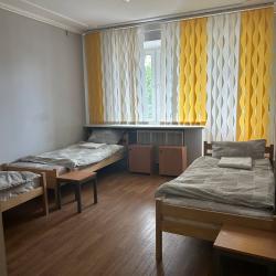 Кровать в 3-местном общем женском номере (удобства на блок)