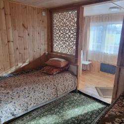 Номер комфорт с 1 односпальной и 1 двуспальной кроватью #21