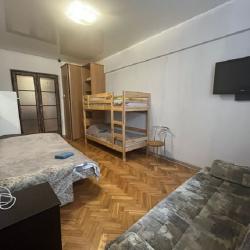 Фото Отель Меблированная комната Family House (Фэмили Хаус) на Красной
