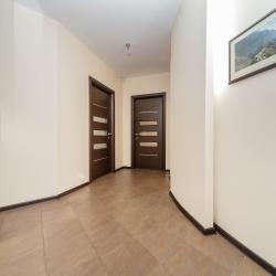 Фото Отель Бoльшая 3-x комнaтнaя кваpтира в центре города