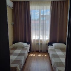 Номер эконом с 2 односпальными кроватями