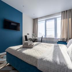 1-комнатные апартаменты студия г. Нижний Новгород, ул. Родионова, д. 136Б с 1 двуспальной кроватью