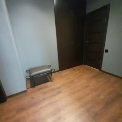 Номер полулюкс с 1 двуспальной кроватью