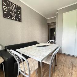 Фото Апартаменты на улице Матросова 18