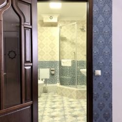 Номер делюкс с 1 двуспальной кроватью и диваном