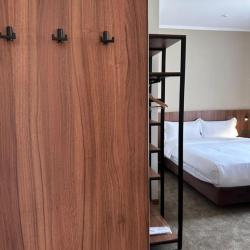 Номер стандарт с 1 двуспальной кроватью