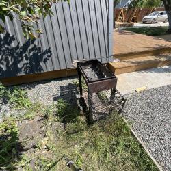 Дом у сосны