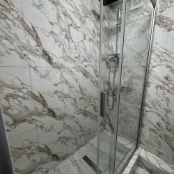 Фото Апартаментыи рядом с парком на улице Орджоникидзе 11 корпус 3