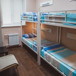 Кровать в 4-местном общем номере (с завтраком)