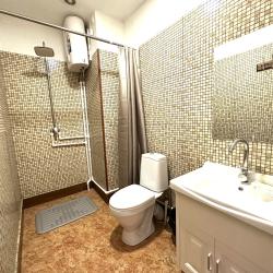 Номер стандарт с 1 двуспальной кроватью