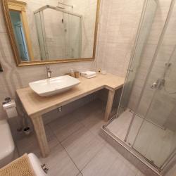 Фото Апартаменты на проспекте ского Полка 54