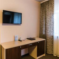 Номер эконом с 1 двуспальной кроватью