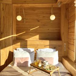 2-местные апартаменты люкс LIGHT LUX CHALET Краснодарский край, г.о. Сочи, пгт. Красная Поляна, Калиновая ул., 9/6