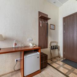Номер стандарт эконом с 1 двуспальной кроватью