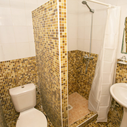 2-комнатный номер стандарт с 1 двуспальной кроватью