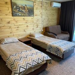 Номер улучшенный с 2 односпальными кроватями (с пансионом)