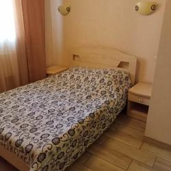 Номер стандарт с 1 двуспальной кроватью