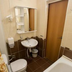 Двухкомнатный двухместный люкс (с видом на горы)