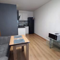 Фото Апартаменты на улице Садовая 83