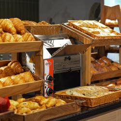 Фото Отель Almaty ()