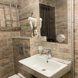 Номер стандарт с 1 двуспальной кроватью #107