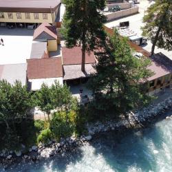 Фото Отель Гостевые домики Огонек