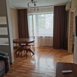 Фото Отель Сутки как дома на проезде Сафьяновых 1
