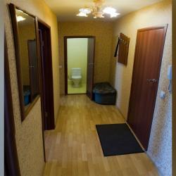 Апартаменты стандарт Кропоткина дом 13а с 2 односпальными и 1 двуспальной кроватью