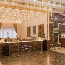 Фото Отель President Hotel (Президент)