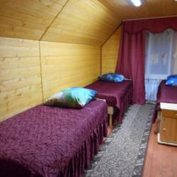 Комната стандарт с 5 односпальными кроватями