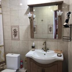 Номер комфорт улучшенный с 1 двуспальной кроватью (с завтраком)