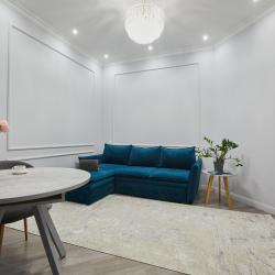 Фото Отель FlatStay Новый ремонт, центр