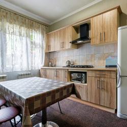 Коттедж стандарт с 2 односпальными и 1 двуспальной кроватью