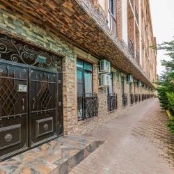 Фото Апартаменты на улице Нижнеимеретинская