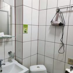 Номер стандарт с 1 двуспальной кроватью (с завтраком)
