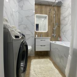 Фото Апартаменты Housevip на улице Рогожникова 23