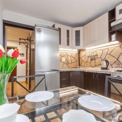 Фото Апартаменты на улице Молодогвардейская 225