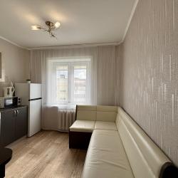 Фото Апартаменты на улице Есенина 7