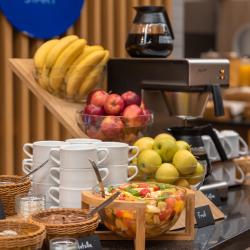 Фото Отель Holiday Inn Express Yerevan (Холидей Инн Экспресс )