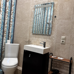 1-комнатные апартаменты студия город Омск, улица Масленикова, дом 82 (квартира студия 30 кв.м)