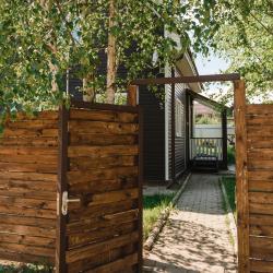 Коттедж Невский с 2 спальнями и сауной