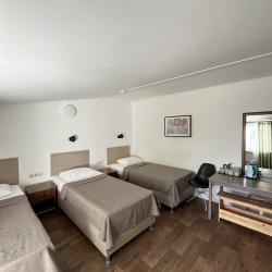 Номер стандарт с 4 односпальными кроватями