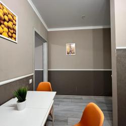 orange apartments 2 этаж